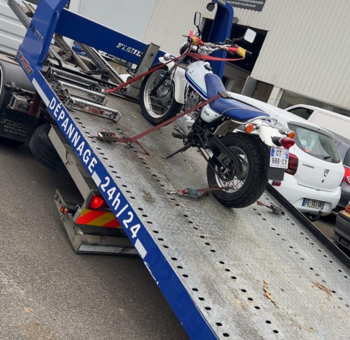 Depannage-remorquage-moto-nantes-MK