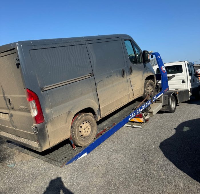 depannage-remorquage-nantes-MK